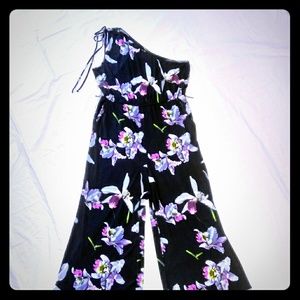New York and Company XL One Shoulder Jumpsuit NWOT